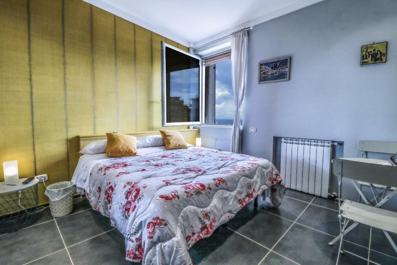 נאפולי Il Grattacielo B&B מראה חיצוני תמונה